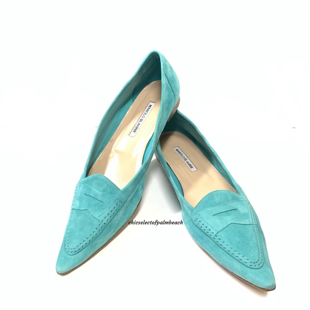 MANOLO BLAHNIK SUEDE POINTED-TOE PENNY LOAFERS